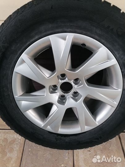 Колеса в сборе r17 зимние Audi