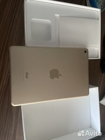 iPad mini 4 128gb wifi gold