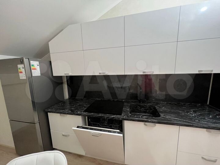 1-к. квартира, 50 м², 9/9 эт.