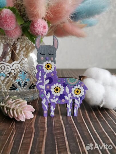 Брошки из дерева