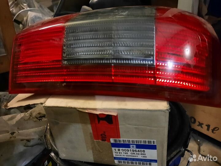 Фонарь задний Опель Opel Omega Vectra Senator