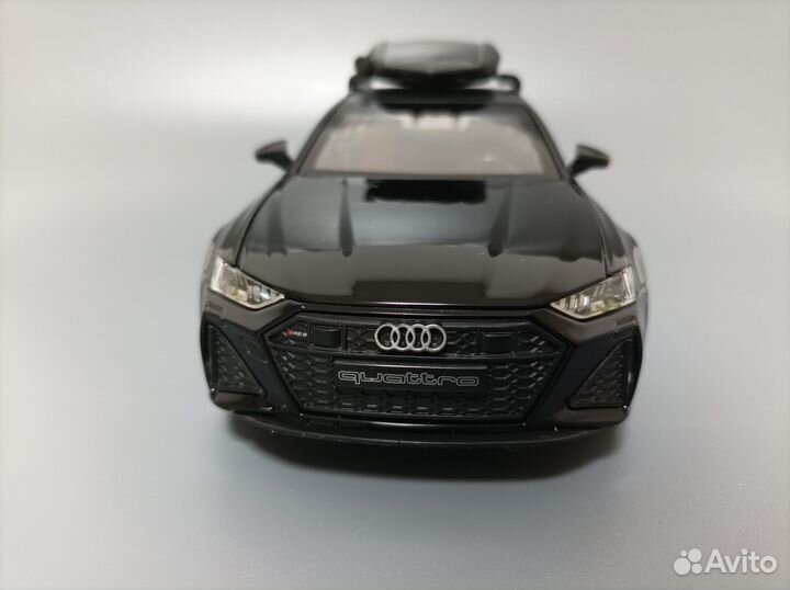 Машинка Audi RS6 металлическая