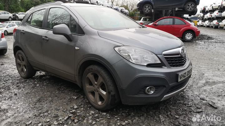 Щеткодержатель 3-5-й двери opel mokka 2014