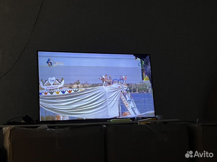 Телевизор Samsung 43