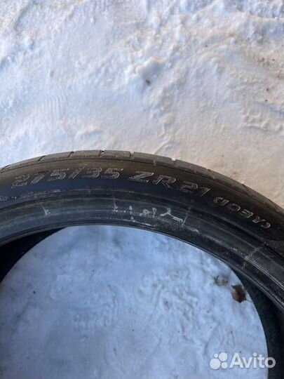 Pirelli P Zero 275/35 R21