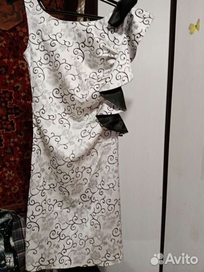 Вечернее платье