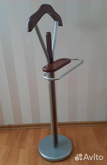 Вешалка напольная костюмная