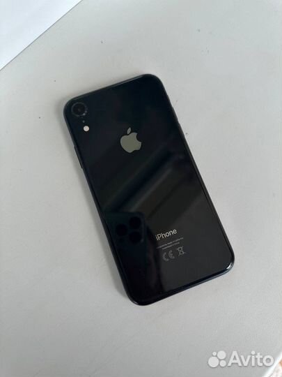 Телефон iPhone XR