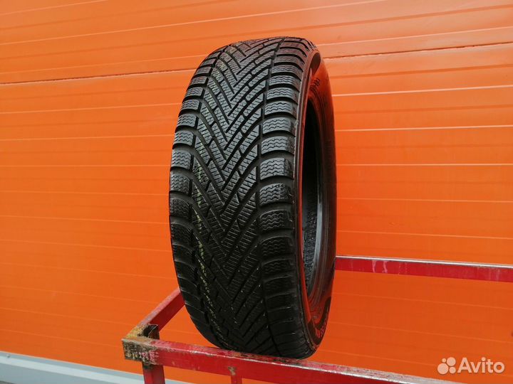 Pirelli Winter Cinturato 205/55 R16