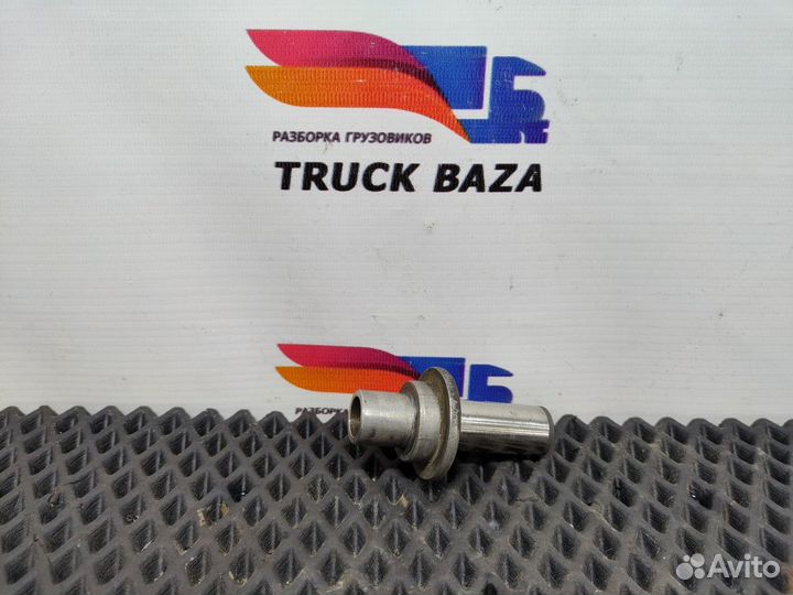 3986313 Втулка горизонтального амортизатора кабины