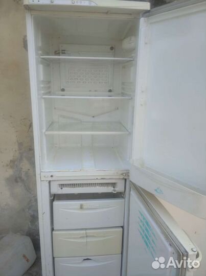 Холодильник