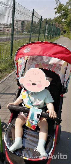 Прогулочная коляска