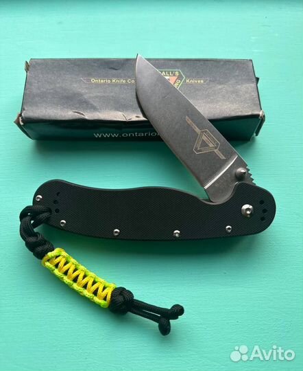 Темляк с ножом