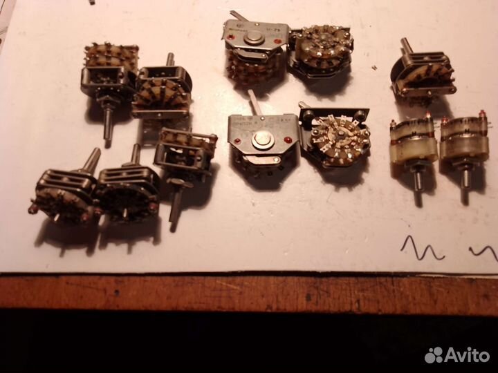 Галетные переключатели,пров.переменные резисторы