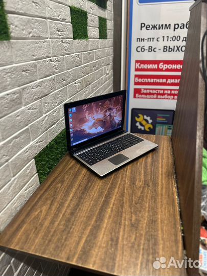 Серебряный Acer core i5 \ 8gb \ SSD\ Nvidia\игры