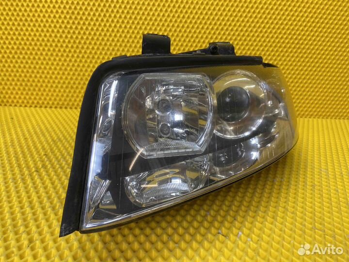 Фара левая ксенон audi A4 S4 B6