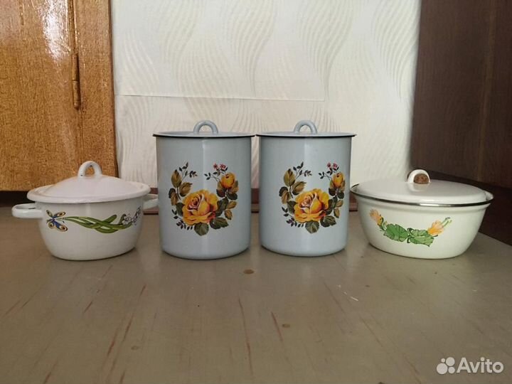 Кастрюля и ёмкости для сыпучих продуктов