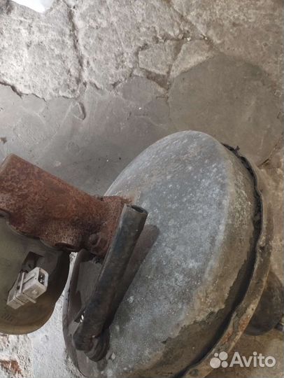 Вакуумный усилитель тормозов Ауди 80 б3