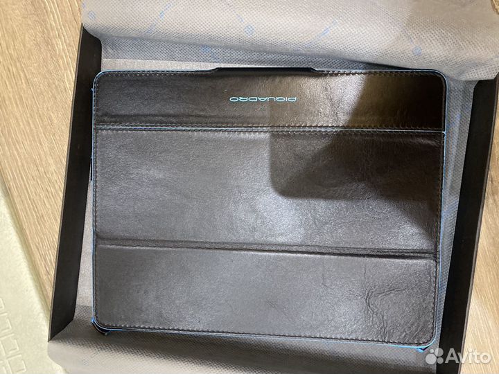 Чехол для iPad 2 piquadro