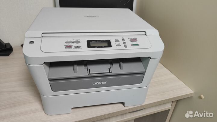 Мфу с WiFi Brother DCP-7057WR