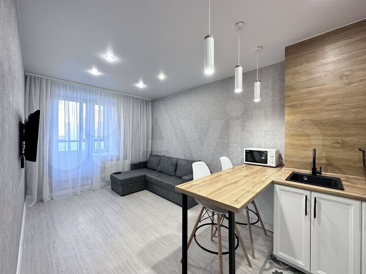 2-к. квартира, 41 м², 10/17 эт.