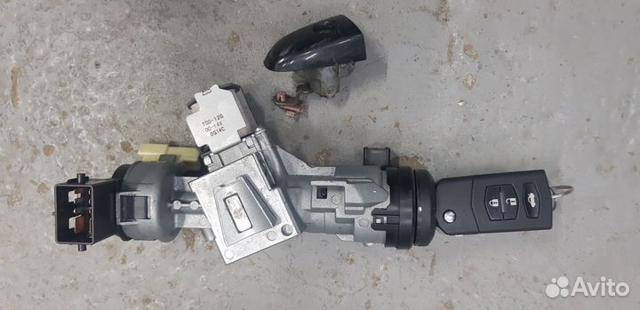 Замок зажигания Мазда 3 BL 2010 ат