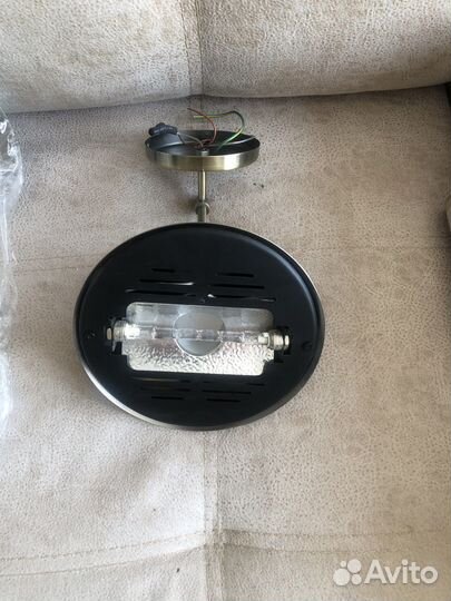 Настенный светильник бра