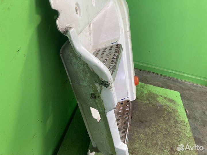 Подножка MAN TGA