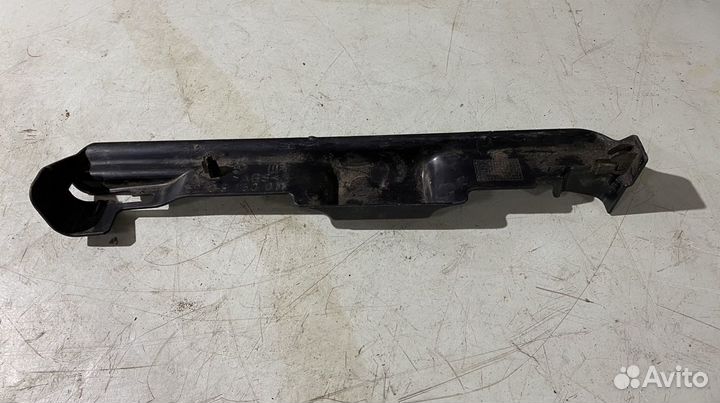 Накладка сидения левая BMW 5 E39