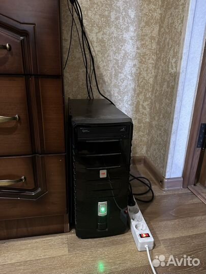 Компьютер