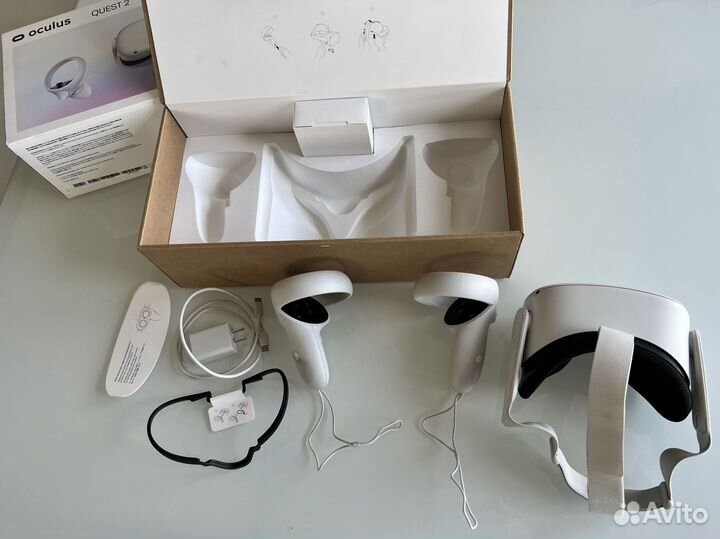 Автономный VR шлем Oculus Quest 2 128Gb + игры