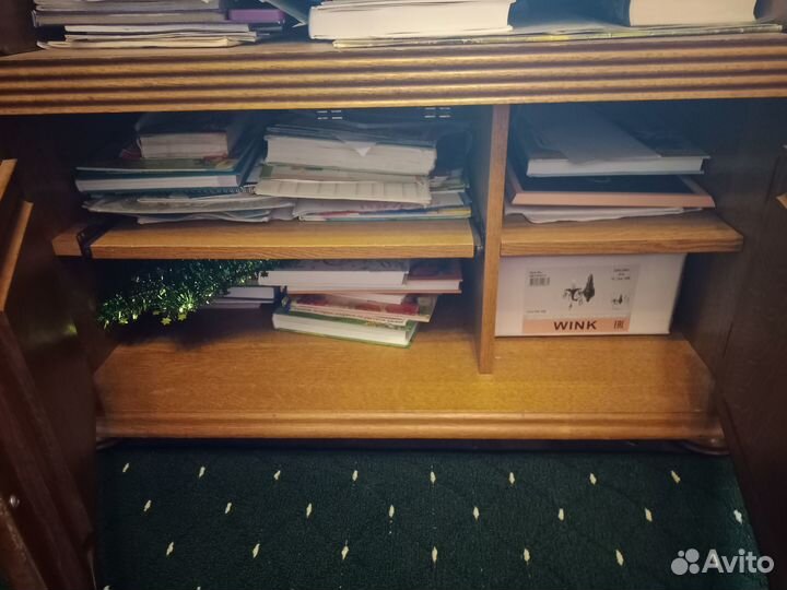 Тумба под телевизор массив