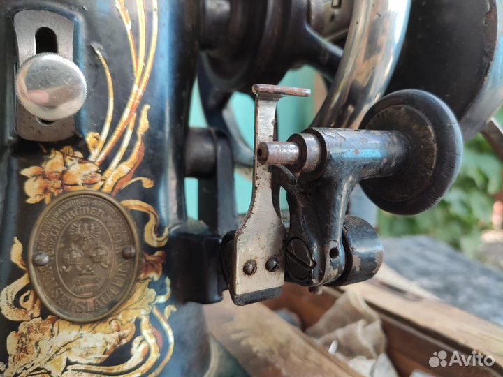 Швейная машинка Томпсон