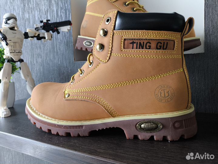 Зимние мужские ботинки с металлической пластиной