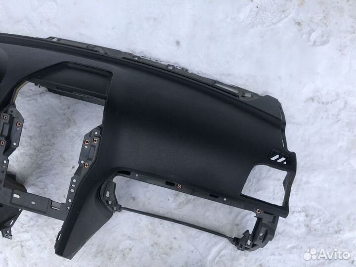 Торпедо с подушкой Ford Explorer V 10-15