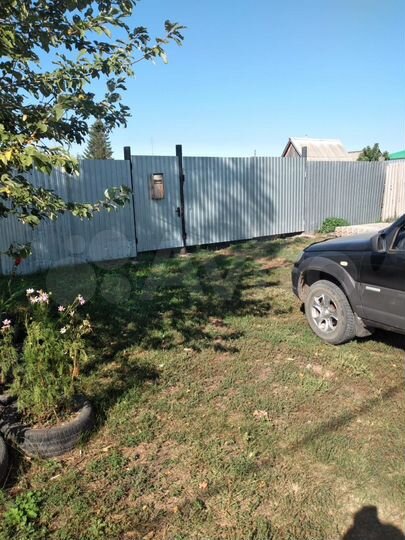 Дом 1000 м² на участке 1 сот.