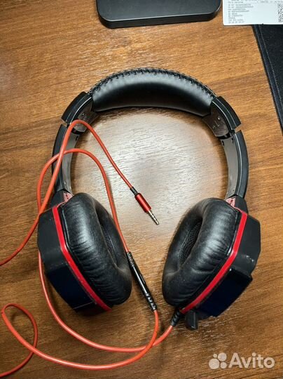 Неисправные наушники и микрофон