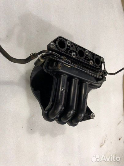 Коллектор впускной Fabia Polo Fox 1.2 бензин