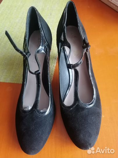 Туфли жен. 41 р. натур.замш.кожа
