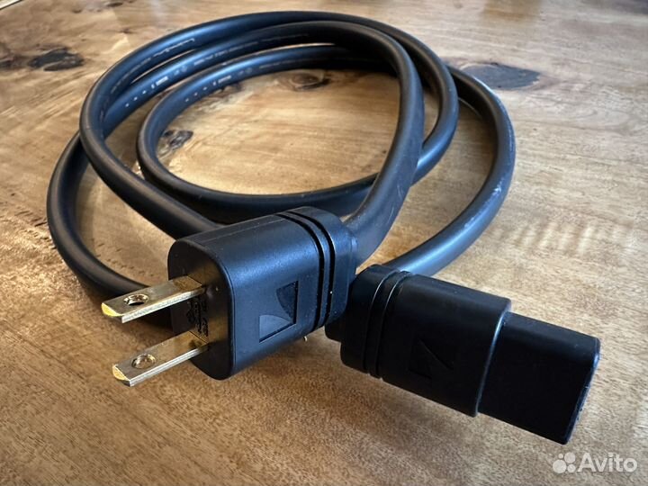 Силовой кабель Luxman JPA-15000