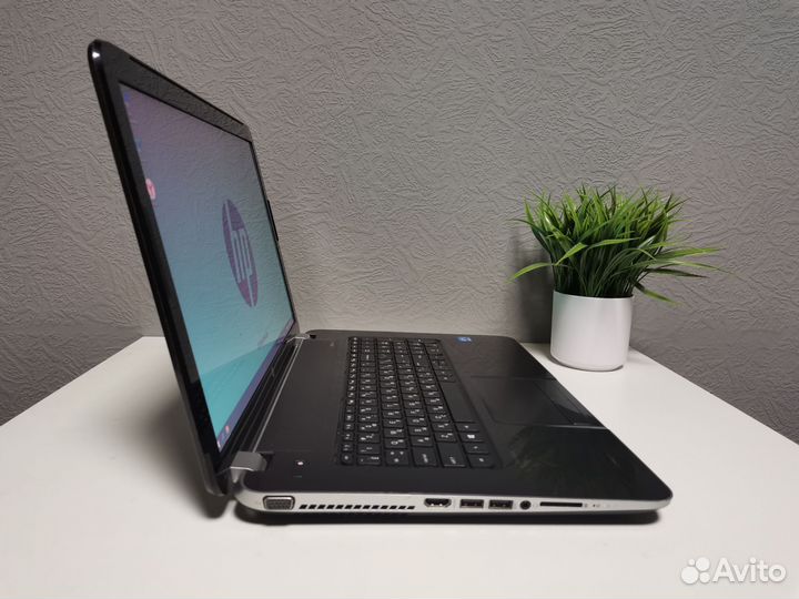 17дюймов Hp core i7/SSD+HDD