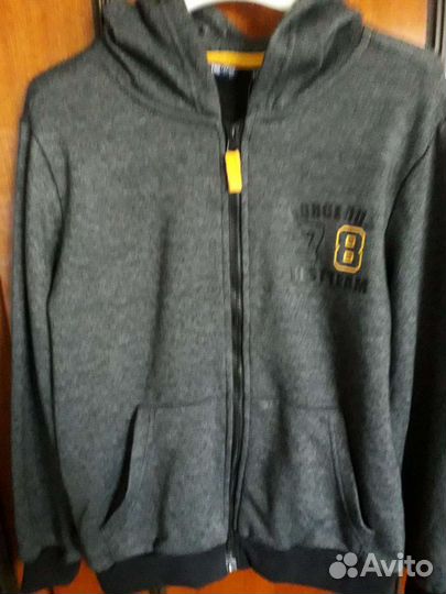 Кофта на мальчика новая