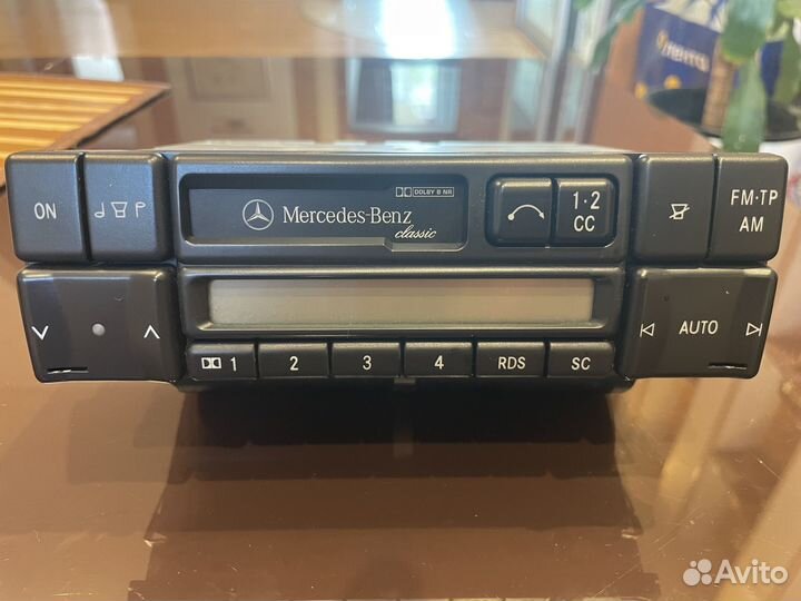 Магнитола Mercedes Becker Classic BE2010