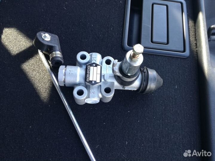 Кран уровня пола SV-1395