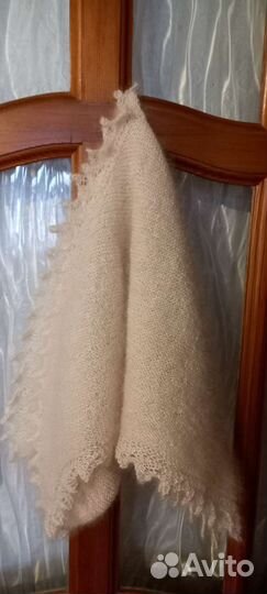 Пуховая шаль косынка