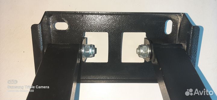 Настенный кронштейн для телевизора