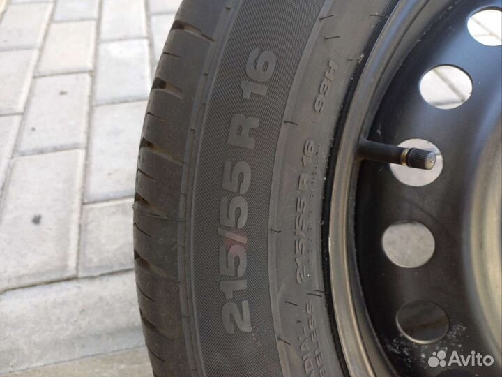 Continental ContiPremiumContact 2 215/55 R16 93H