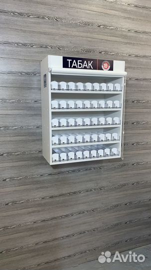 Подвесной табачный шкаф на 45 марок