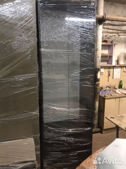 Шкаф витрина