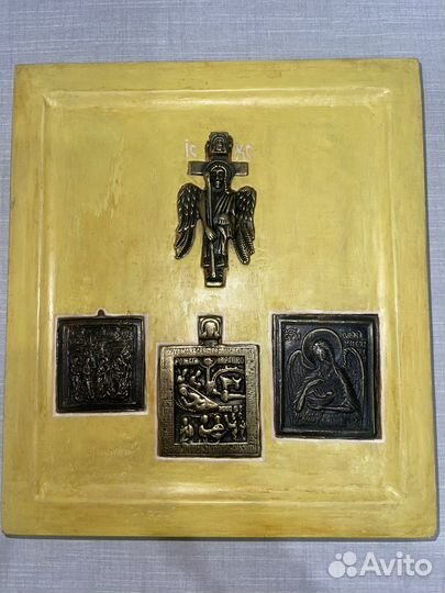 Ставротека с литыми иконами